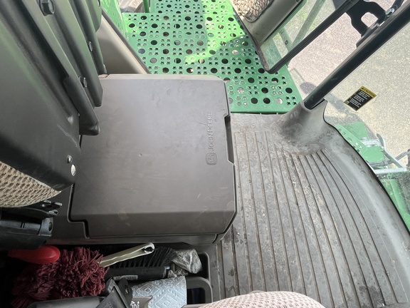 2019 John Deere S780 Combine