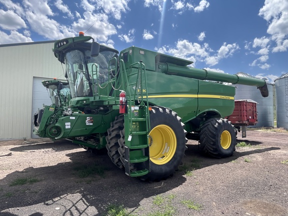 2019 John Deere S780 Combine