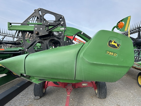 2020 John Deere 735D Header Combine