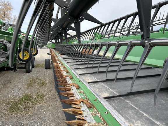 2020 John Deere 735D Header Combine