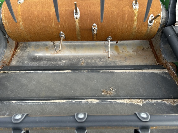 2020 John Deere 735D Header Combine