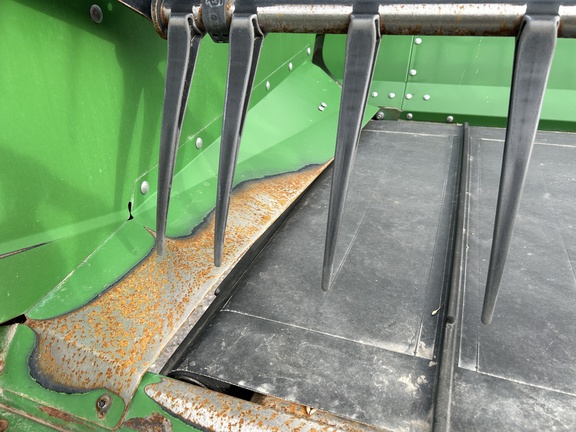 2020 John Deere 735D Header Combine