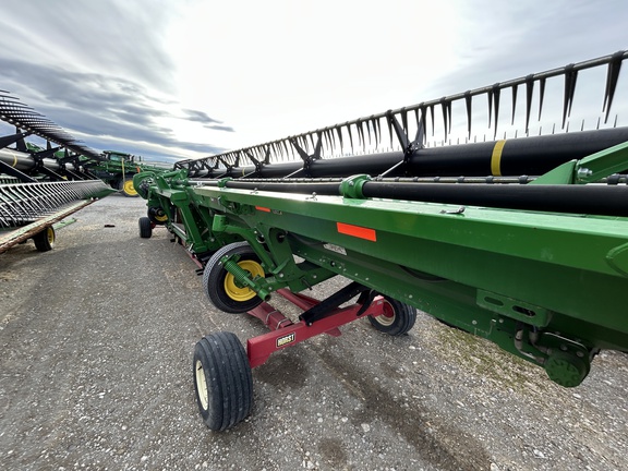 2020 John Deere 735D Header Combine