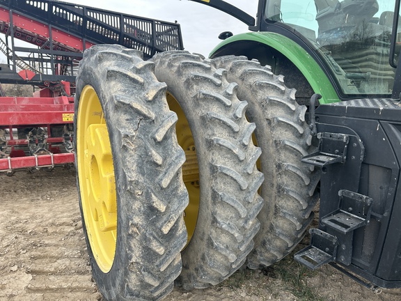 2018 John Deere 8320R Tractor
