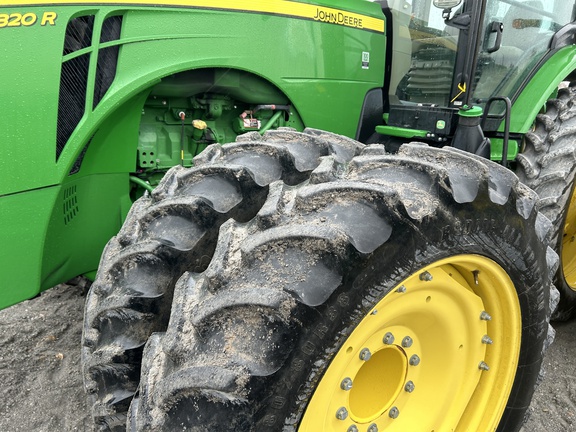2018 John Deere 8320R Tractor