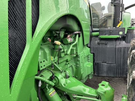 2018 John Deere 8320R Tractor