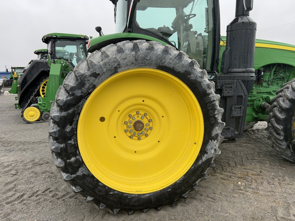 2018 John Deere 8320R Tractor