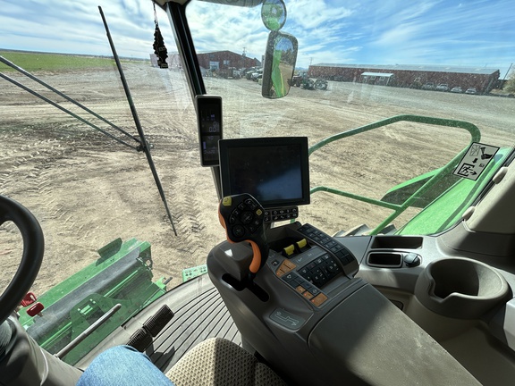 2021 John Deere S780 Combine