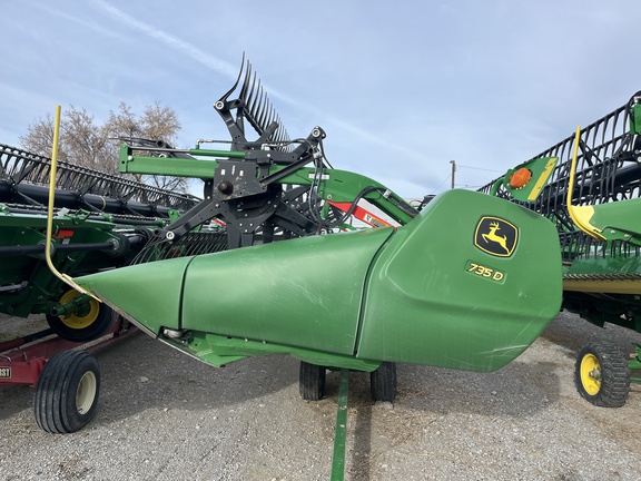 2020 John Deere 735D Header Combine