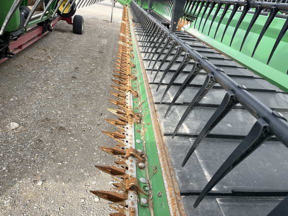 2020 John Deere 735D Header Combine