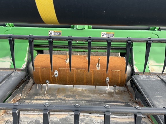 2020 John Deere 735D Header Combine