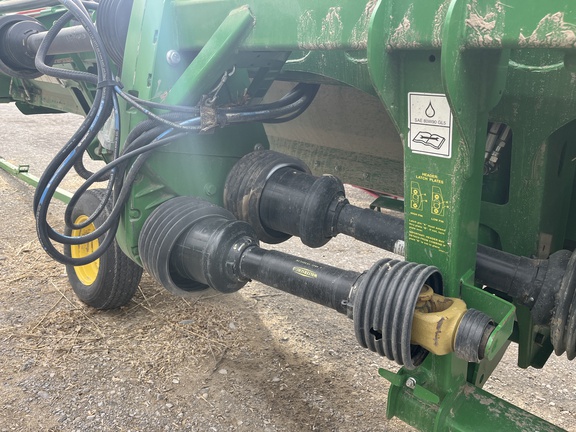 2020 John Deere 735D Header Combine
