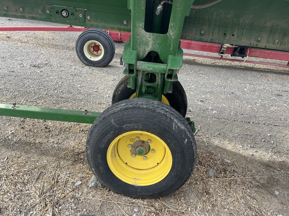 2020 John Deere 735D Header Combine