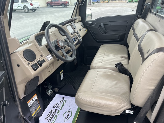 2024 John Deere XUV 835R ATV