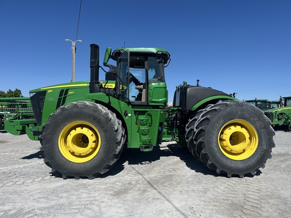 2024 John Deere 9R 590 Tractor 4WD