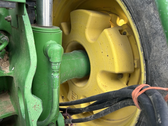 2002 John Deere 8320 Tractor
