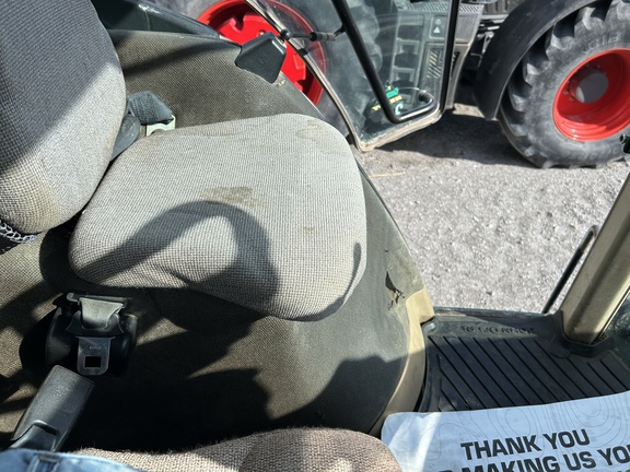 2002 John Deere 8320 Tractor