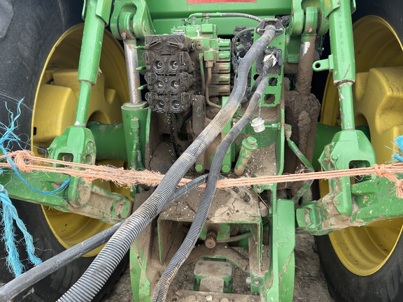 2013 John Deere 8335R Tractor