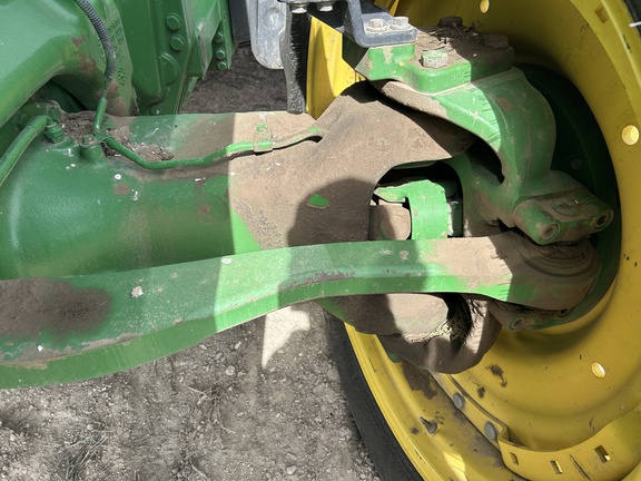 2013 John Deere 8335R Tractor