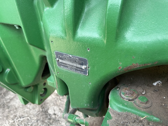 2013 John Deere 8335R Tractor