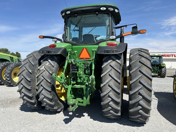 2013 John Deere 8335R Tractor