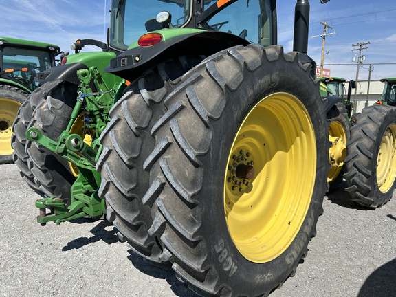 2013 John Deere 8335R Tractor