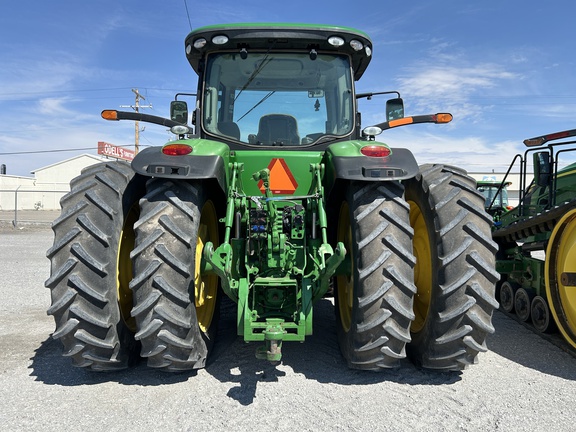 2013 John Deere 8335R Tractor