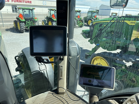 2013 John Deere 8335R Tractor
