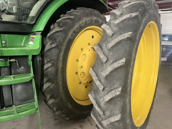 2011 John Deere 8235R Tractor