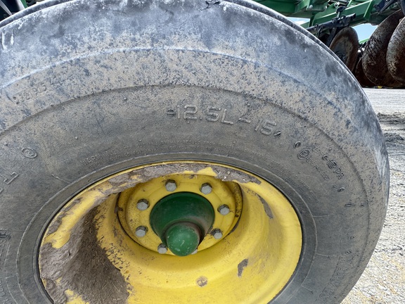 2016 John Deere 2730 Disk Ripper