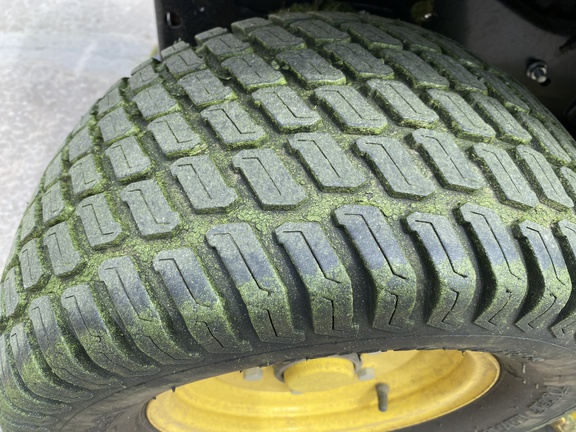 2014 John Deere X324 Garden Tractor