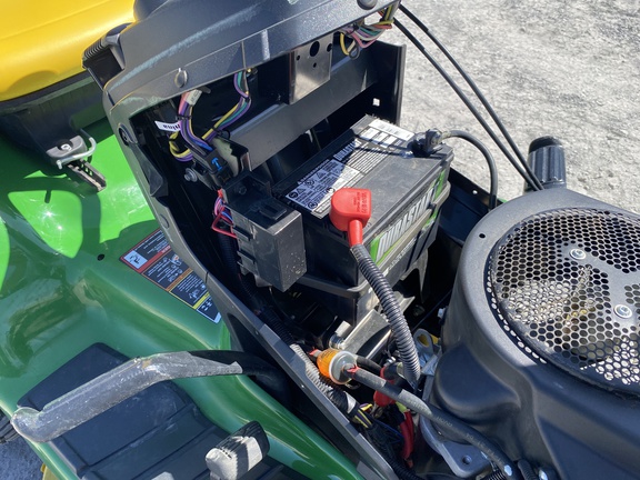 2014 John Deere X324 Garden Tractor