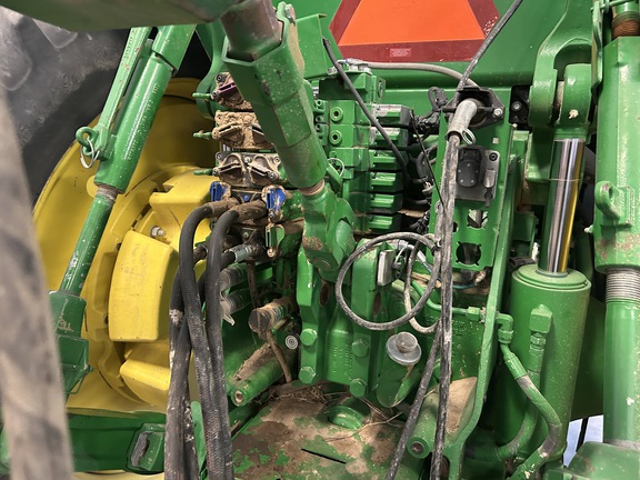 2013 John Deere 8285R Tractor