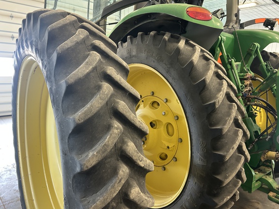 2013 John Deere 8285R Tractor
