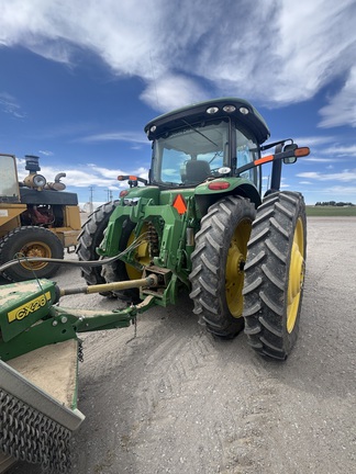 2011 John Deere 8285R Tractor