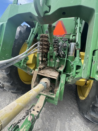 2011 John Deere 8285R Tractor