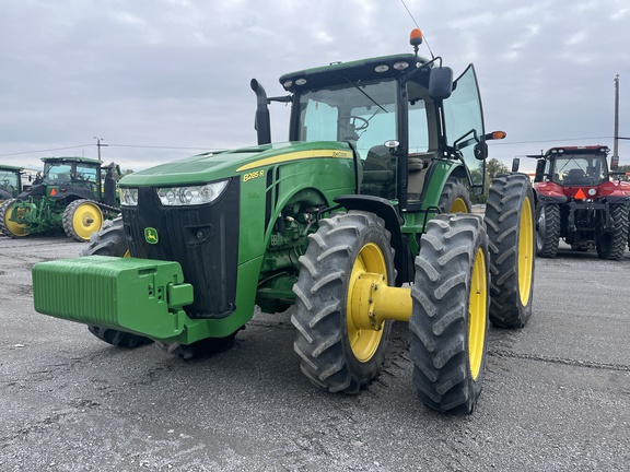2011 John Deere 8285R Tractor