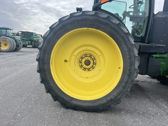 2011 John Deere 8285R Tractor