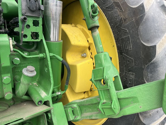 2011 John Deere 8285R Tractor