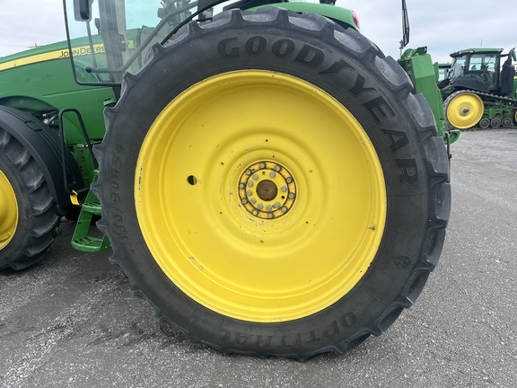 2011 John Deere 8285R Tractor