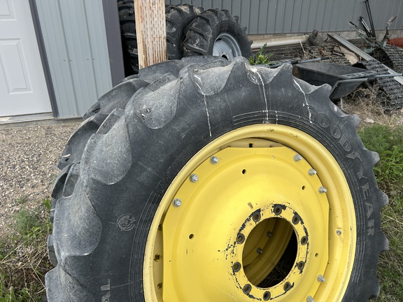 2013 John Deere 8310R Tractor