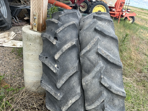 2013 John Deere 8310R Tractor