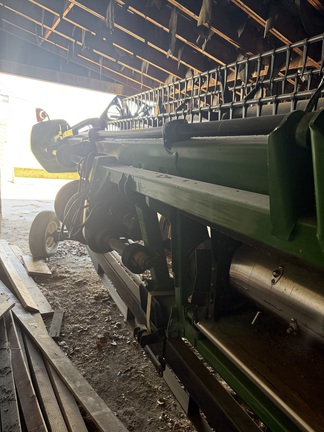 2020 John Deere 735D Header Combine