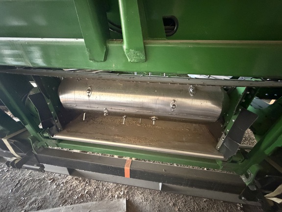 2020 John Deere 735D Header Combine