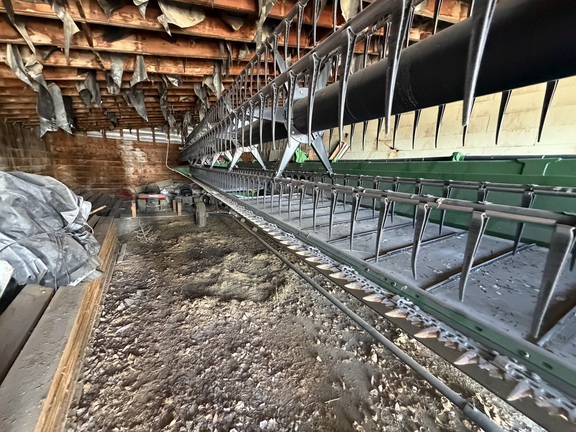 2020 John Deere 735D Header Combine