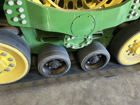 2020 John Deere 9520RX Tractor Rubber Track