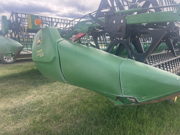 2016 John Deere 640D Header Combine