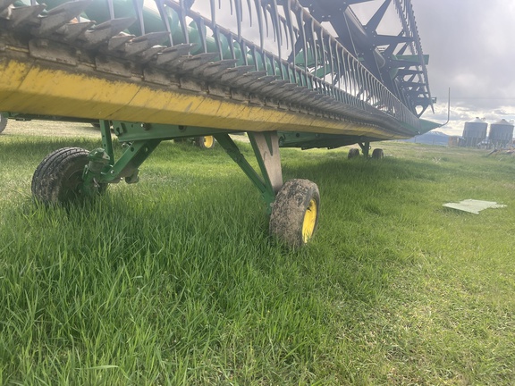 2016 John Deere 640D Header Combine
