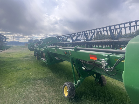 2016 John Deere 640D Header Combine