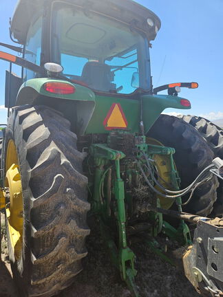 2012 John Deere 7200R Tractor